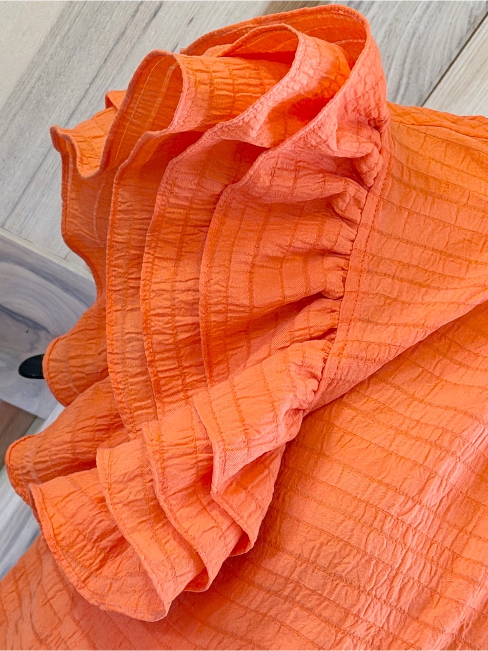 THML Coral/Orange Flutter Sleeve Blouse. Women’s Sz-S Dopamine | Feminine - Picture 4 of 9